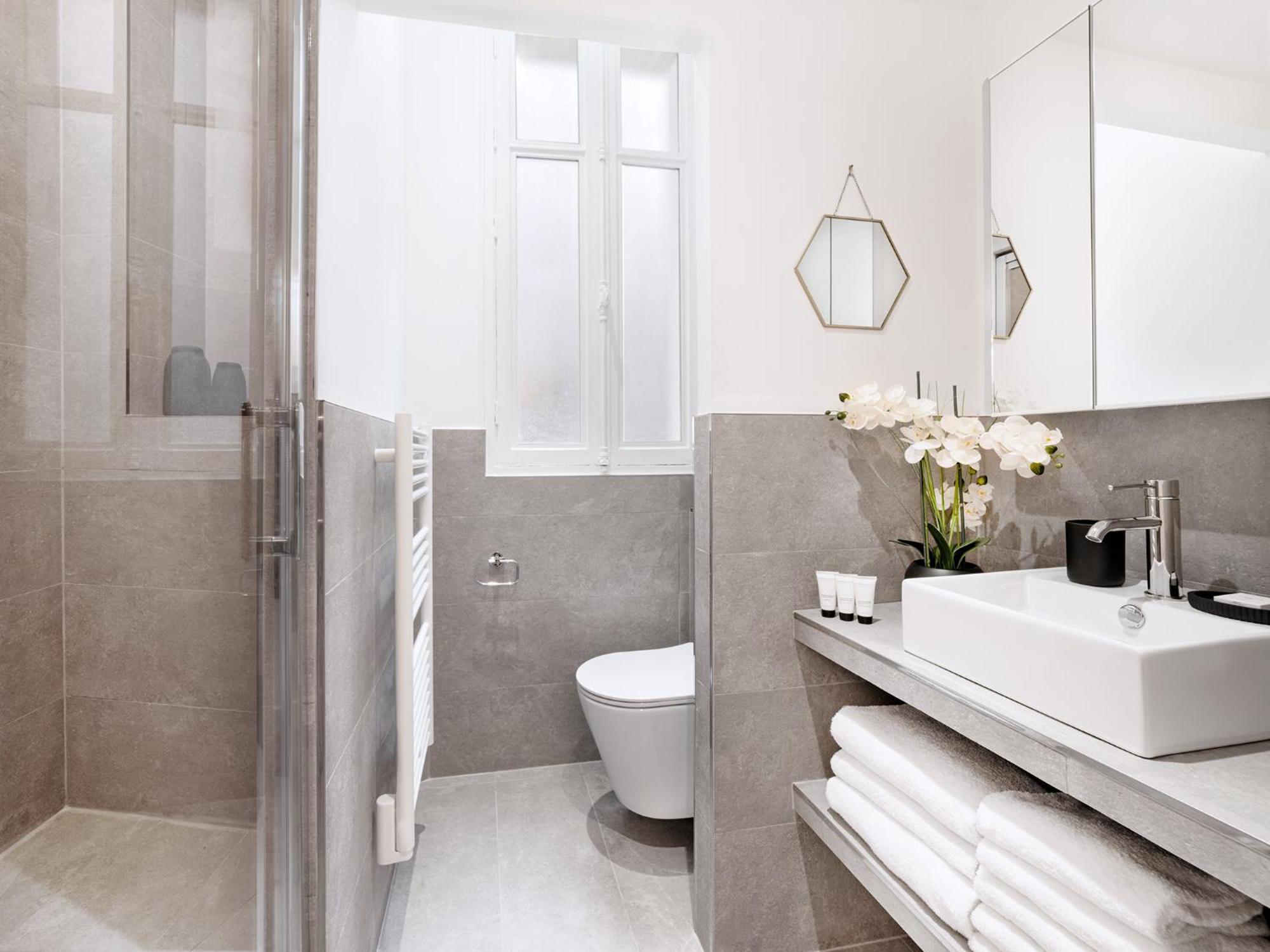 Livinparis - Luxury A/c 4 Bedrooms Auteuil Eiffel Tower